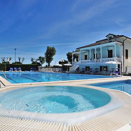 Hotel Venus Габічче-Маре Екстер'єр фото