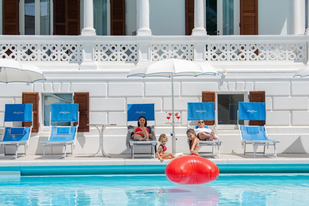 Hotel Venus Габічче-Маре Екстер'єр фото