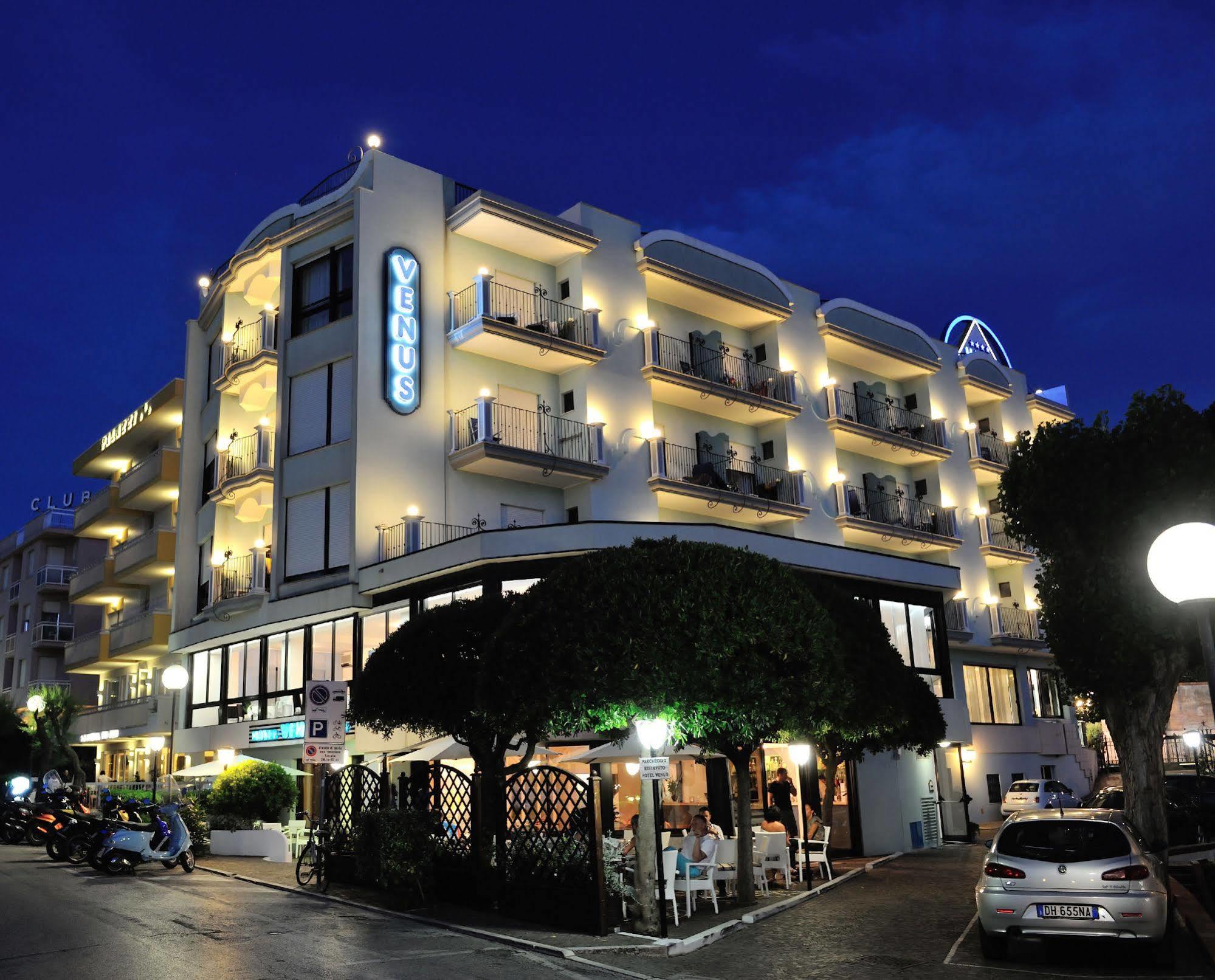 Hotel Venus Габічче-Маре Екстер'єр фото