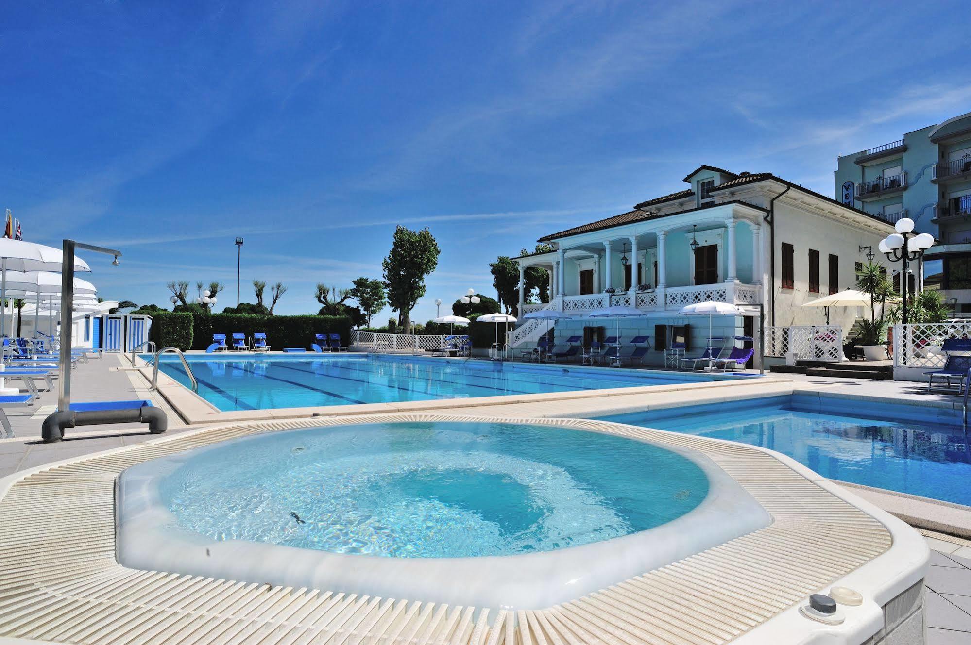 Hotel Venus Габічче-Маре Екстер'єр фото